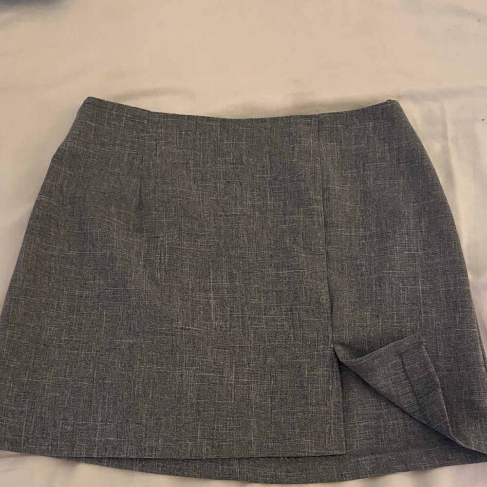 Elegant Charcoal Pencil Skirt